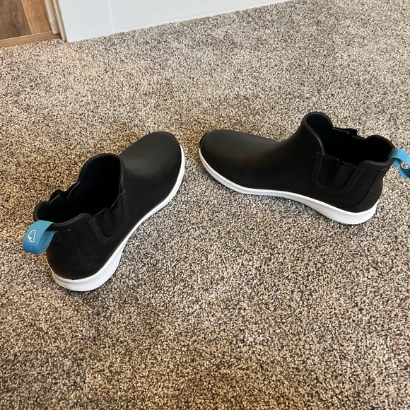 Adult Rubber Ankle Boots Native Shoes Sz M6 W8 Black Keep It Light - Picture 4 of 10